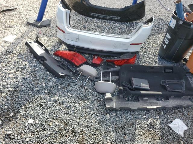 Photo 12 from auction – 2015 KIA OPTIMA LX with VIN KNAGM4A75F5535923