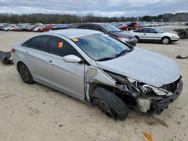 Photo 4 from auction – 2011 HYUNDAI SONATA with VIN 5NPEB4AC2BH044541