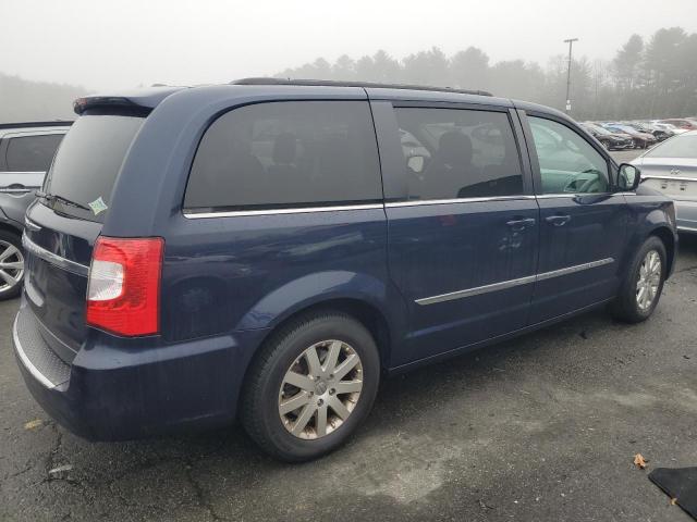 Photo 3 from auction – 2016 CHRYSLER TOWN & COU with VIN 2C4RC1BG6GR282482