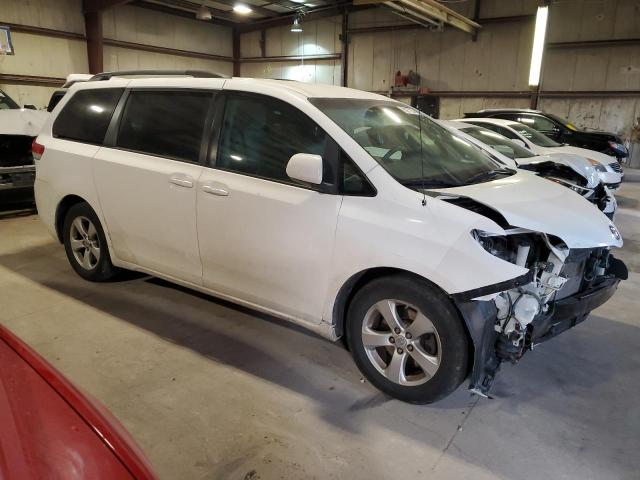 Photo 4 from auction – 2011 TOYOTA SIENNA LE with VIN 5TDKK3DC2BS101856