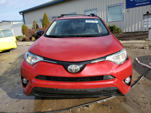 Photo 5 from auction – 2017 TOYOTA RAV4 LE with VIN JTMZFREV9HJ116379