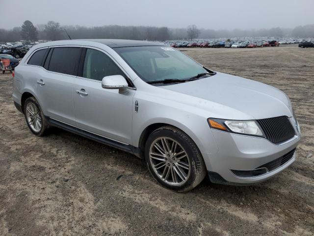 Photo 4 from auction – 2015 LINCOLN MKT with VIN 2LMHJ5AT3FBL03982
