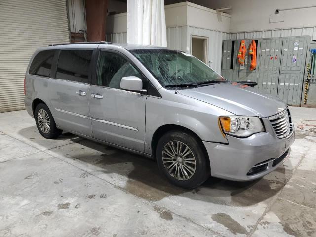 Photo 4 from auction – 2014 CHRYSLER TOWN & COU with VIN 2C4RC1BG2ER292701