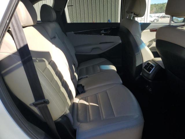 Photo 11 from auction – 2017 KIA SORENTO EX with VIN 5XYPH4A55HG292615
