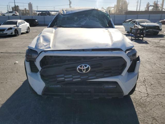 Photo 5 from auction – 2024 TOYOTA TACOMA DOU with VIN 3TMLB5JN9RM029716