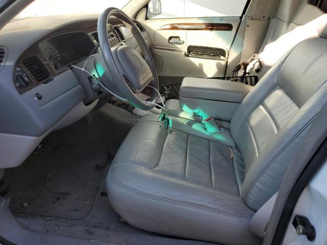 Photo 7 from auction – 2000 LINCOLN TOWN CAR E with VIN 1L1FM81W2YY852957