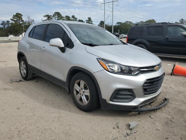 Photo 4 from auction – 2020 CHEVROLET TRAX LS with VIN KL7CJKSB8LB039350