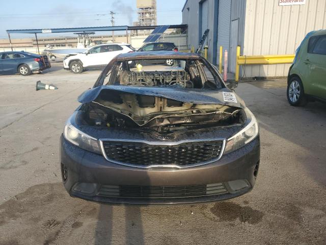 Photo 5 from auction – 2017 KIA FORTE LX with VIN 3KPFK4A76HE028671