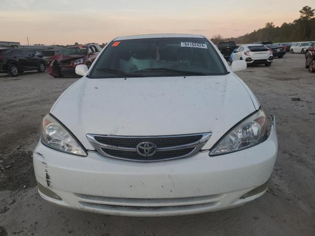 Photo 5 from auction – 2004 TOYOTA CAMRY LE with VIN JTDBE32K940252782