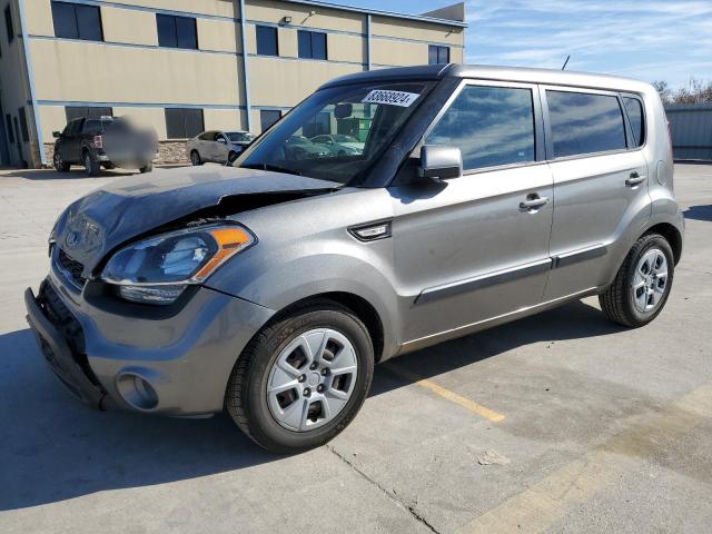 KIA SOUL 2013 with VIN KNDJT2A57D7602831 - Photo from auction