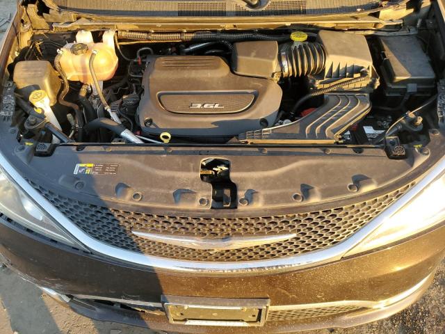 Photo 12 from auction – 2017 CHRYSLER PACIFICA L with VIN 2C4RC1GG0HR602857