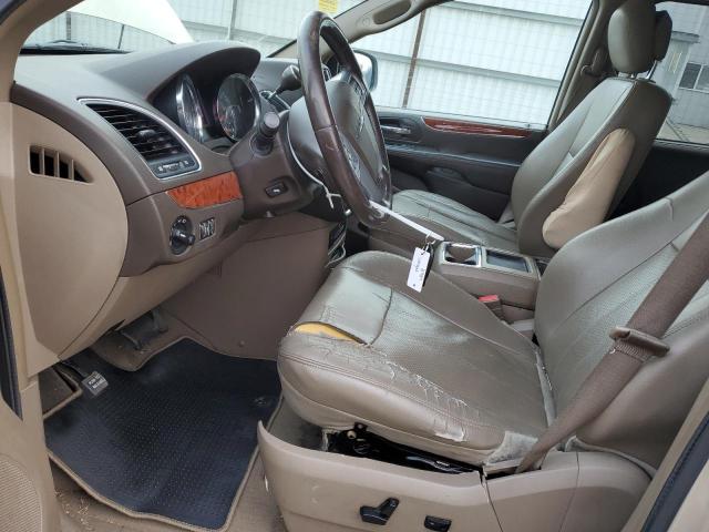 Photo 7 from auction – 2014 CHRYSLER TOWN & COU with VIN 2C4RC1CG3ER116237