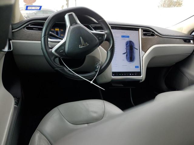 Photo 8 from auction – 2013 TESLA MODEL S with VIN 5YJSA1CNXDFP07438