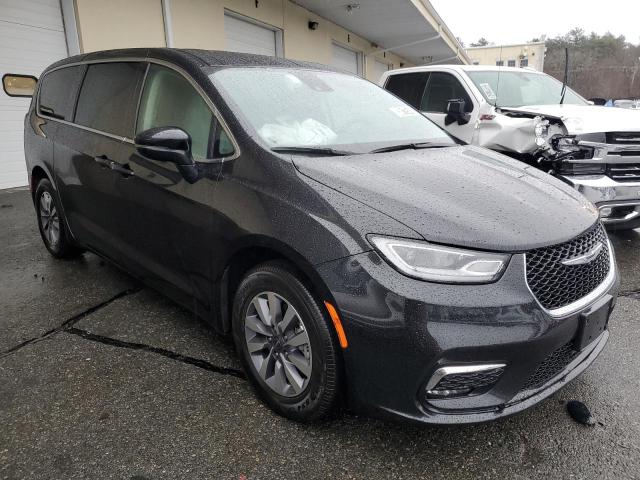 Photo 4 from auction – 2023 CHRYSLER PACIFICA H with VIN 2C4RC1L7XPR611764