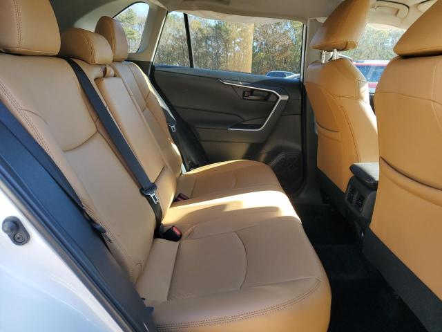 Photo 11 from auction – 2024 TOYOTA RAV4 LE with VIN 2T3H1RFV1RC294087