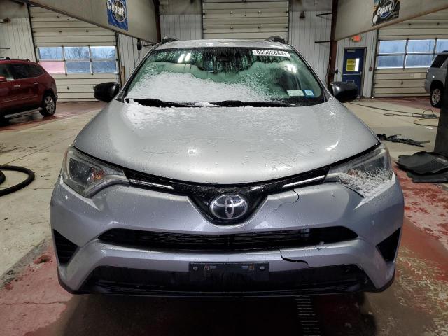 Photo 5 from auction – 2017 TOYOTA RAV4 LE with VIN 2T3BFREV7HW570620