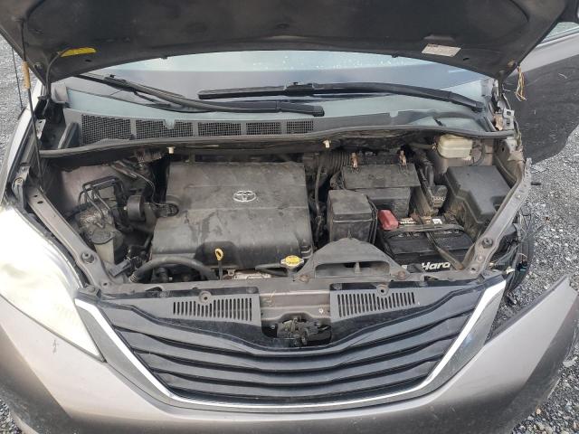 Photo 12 from auction – 2013 TOYOTA SIENNA LE with VIN 5TDKK3DC6DS280390