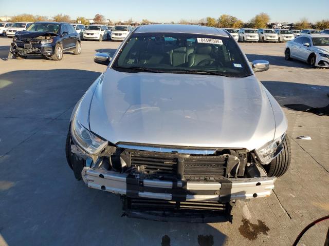 Photo 5 from auction – 2019 FORD TAURUS LIM with VIN 1FAHP2F89KG115610
