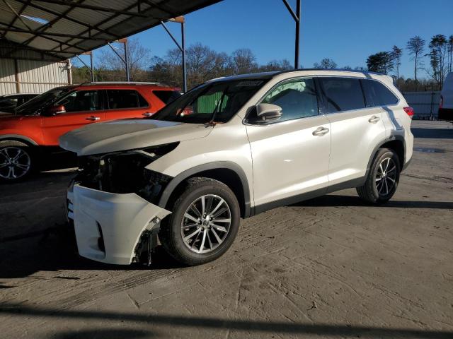 TOYOTA HIGHLANDER 2019 with VIN 5TDKZRFH7KS574059 - Photo from auction