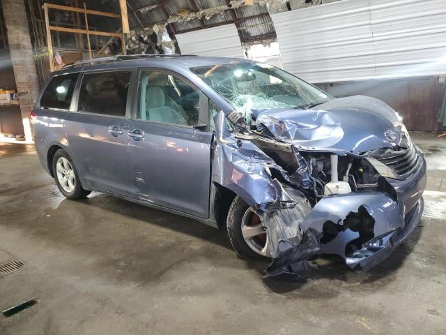 Photo 4 from auction – 2014 TOYOTA SIENNA LE with VIN 5TDKK3DC9ES523403