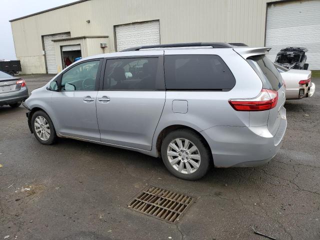 Photo 2 from auction – 2015 TOYOTA SIENNA XLE with VIN 5TDDK3DC1FS094400