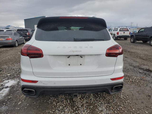 Photo 6 from auction – 2016 PORSCHE CAYENNE with VIN WP1AA2A21GLA05017