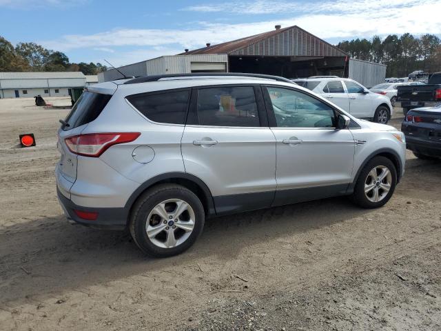 Photo 3 from auction – 2016 FORD ESCAPE SE with VIN 1FMCU0GX2GUB01074