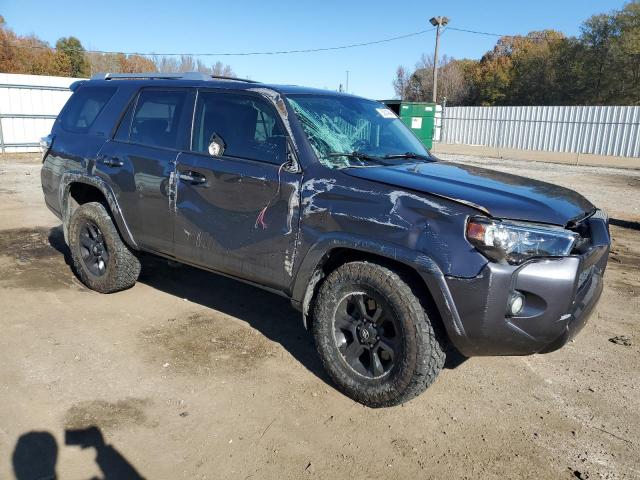 Photo 4 from auction – 2015 TOYOTA 4RUNNER SR with VIN JTEZU5JR3F5100347