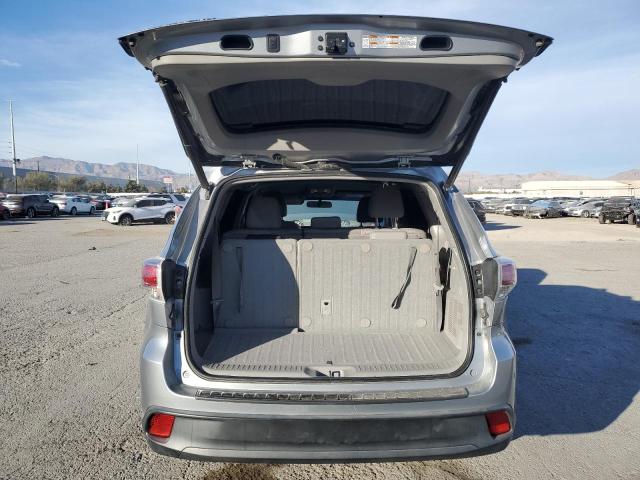 Photo 6 from auction – 2016 TOYOTA HIGHLANDER with VIN 5TDZKRFH4GS140756