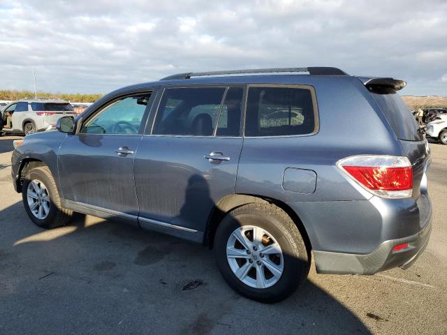 Photo 2 from auction – 2013 TOYOTA HIGHLANDER with VIN 5TDBK3EH2DS236039