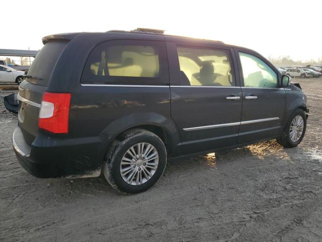 Photo 3 from auction – 2016 CHRYSLER TOWN & COU with VIN 2C4RC1CG3GR221444