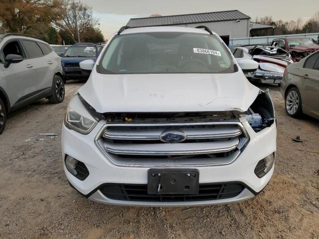 Photo 5 from auction – 2017 FORD ESCAPE SE with VIN 1FMCU9G92HUE38030