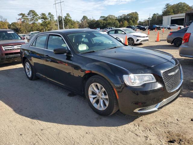 Photo 4 from auction – 2015 CHRYSLER 300 LIMITE with VIN 2C3CCAAG5FH818399