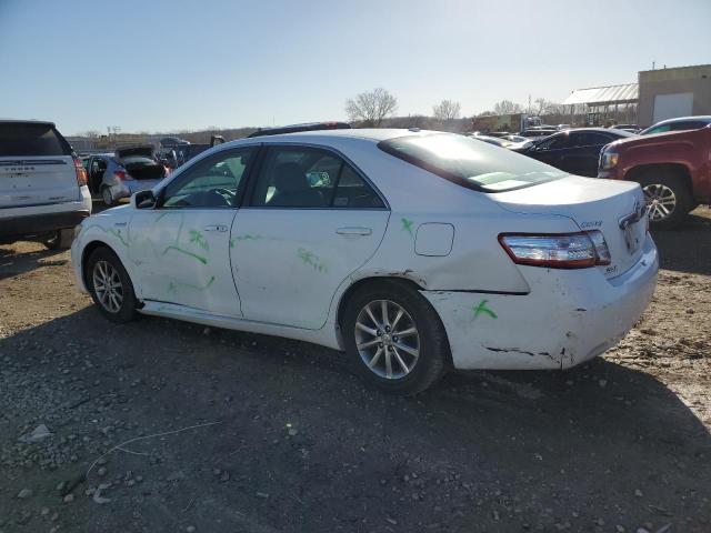 Photo 2 from auction – 2011 TOYOTA CAMRY HYBR with VIN 4T1BB3EK7BU140049