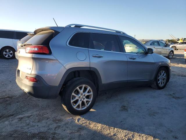 Photo 3 from auction – 2017 JEEP CHEROKEE L with VIN 1C4PJLCB9HD218890
