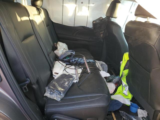 Photo 10 from auction – 2019 TOYOTA HIGHLANDER with VIN 5TDJZRFH3KS922841