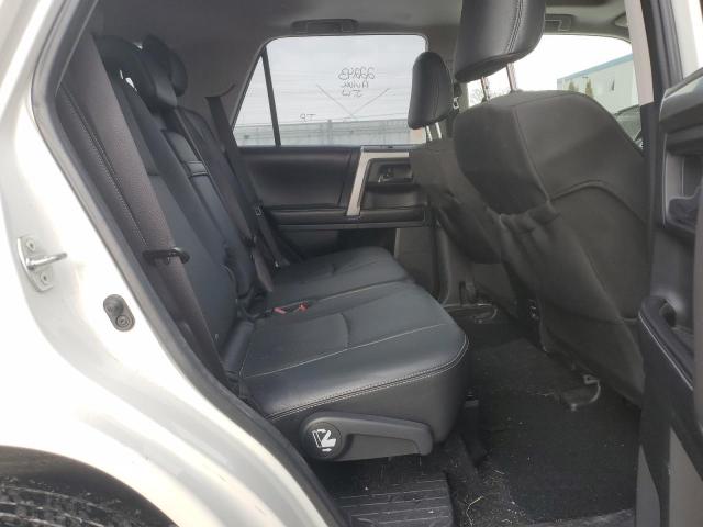 Photo 11 from auction – 2016 TOYOTA 4RUNNER SR with VIN JTEBU5JR4G5320194