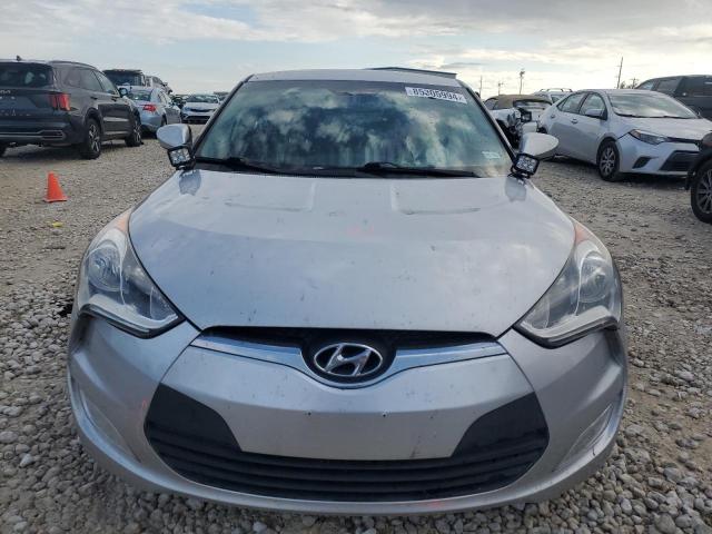 Photo 5 from auction – 2017 HYUNDAI VELOSTER with VIN KMHTC6AD9HU308079