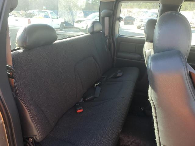 Photo 10 from auction – 2001 CHEVROLET SILVERADO with VIN 2GCEC19VX11367687