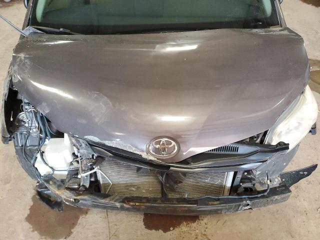 Photo 12 from auction – 2011 TOYOTA SIENNA with VIN 5TDZK3DC9BS021176