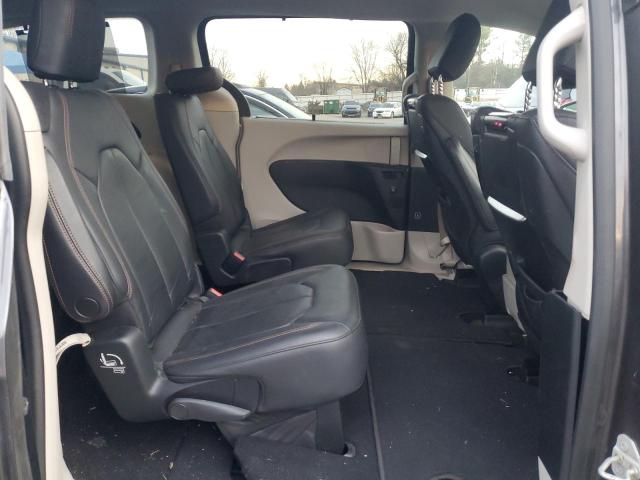 Photo 11 from auction – 2018 CHRYSLER PACIFICA T with VIN 2C4RC1EG9JR121580