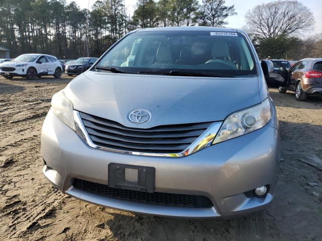 Photo 5 from auction – 2012 TOYOTA SIENNA XLE with VIN 5TDYK3DC5CS219234