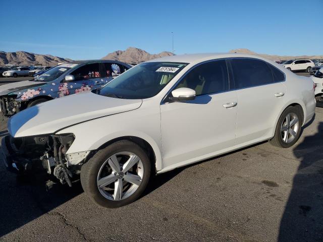 VOLKSWAGEN PASSAT SE 2014 with VIN 1VWBT7A34EC099510 - Photo from auction