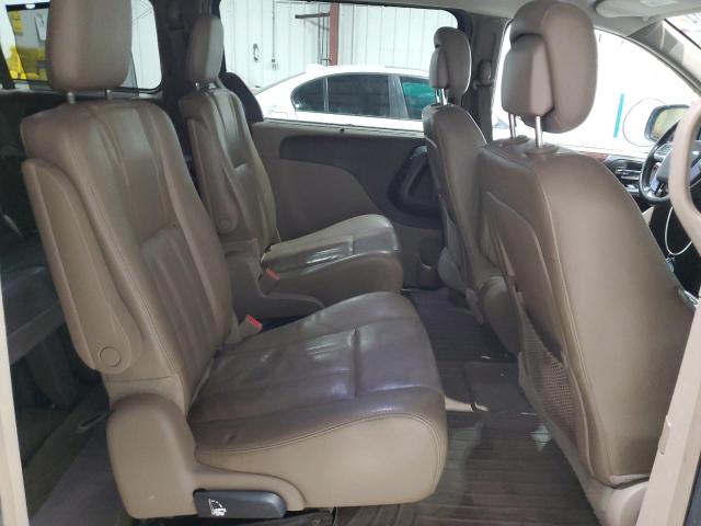 Photo 11 from auction – 2013 CHRYSLER TOWN & COU with VIN 2C4RC1CG2DR614461