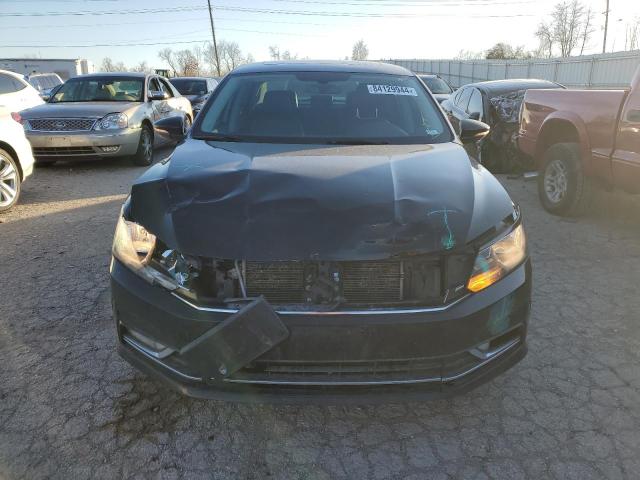 Photo 5 from auction – 2016 VOLKSWAGEN PASSAT SE with VIN 1VWBS7A34GC052385