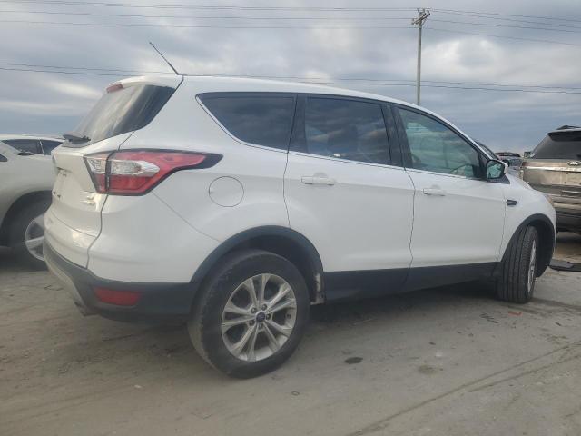 Photo 3 from auction – 2017 FORD ESCAPE SE with VIN 1FMCU9GD8HUD43282