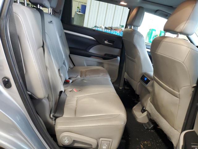 Photo 11 from auction – 2015 TOYOTA HIGHLANDER with VIN 5TDJKRFH6FS171986