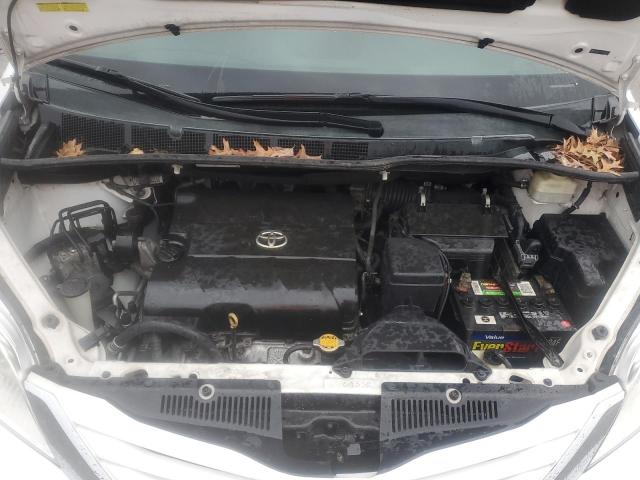Photo 12 from auction – 2015 TOYOTA SIENNA LE with VIN 5TDKK3DC7FS623579