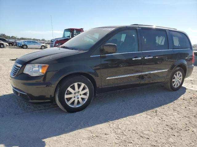CHRYSLER TOWN & COU 2016 with VIN 2C4RC1BG3GR256809 - Photo from auction