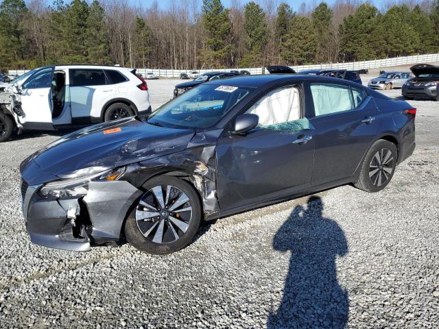 NISSAN ALTIMA SV 2022 with VIN 1N4BL4DV2NN384540 - Photo from auction